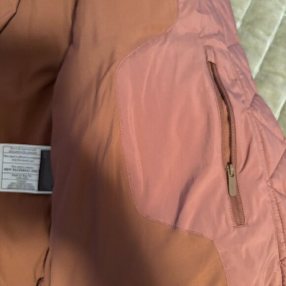 Lululemon Womens Wonderpuff winter jacket - Picture 7 of 7